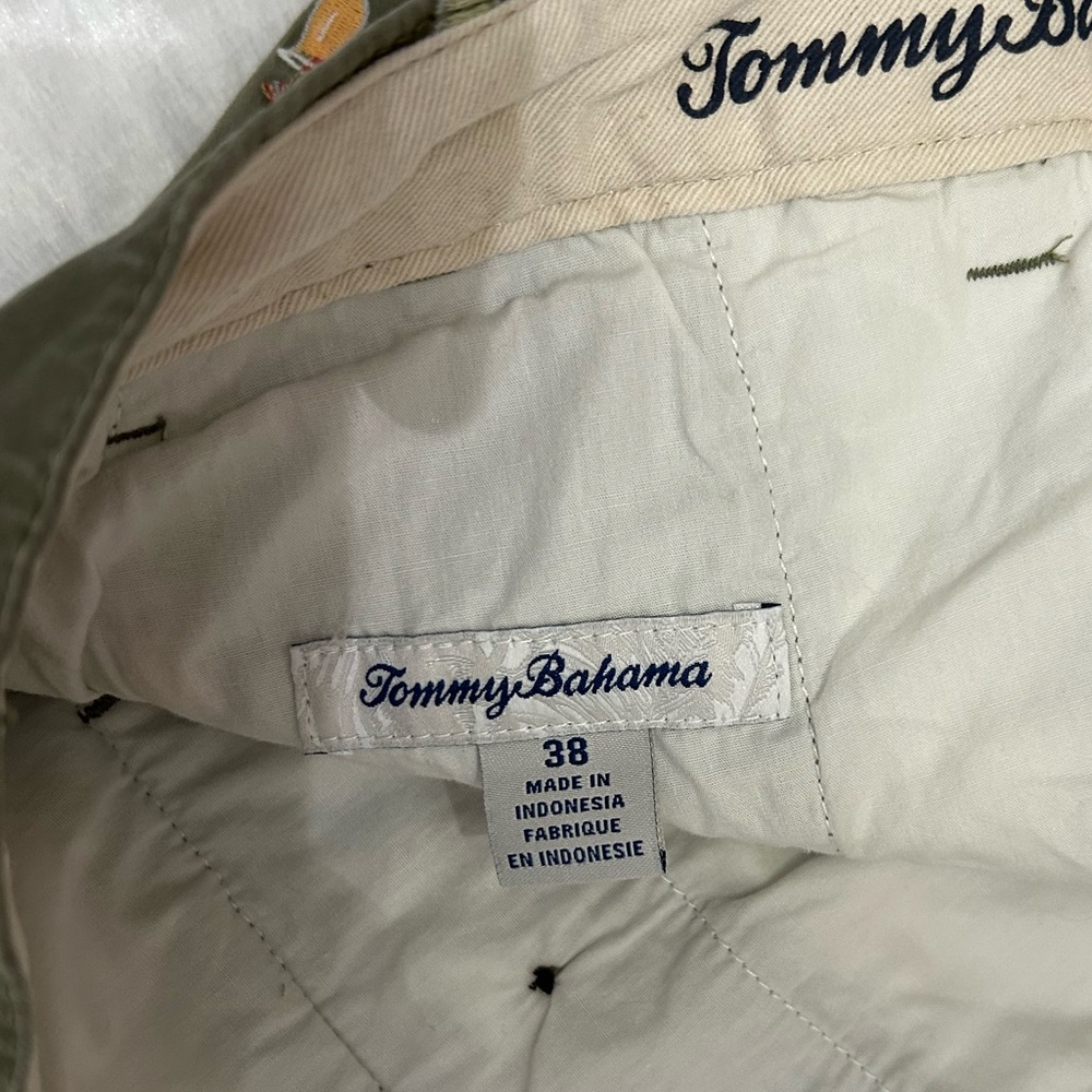Tommy Bahama Olive Green Shorts Size 38 - Picture 11 of 14